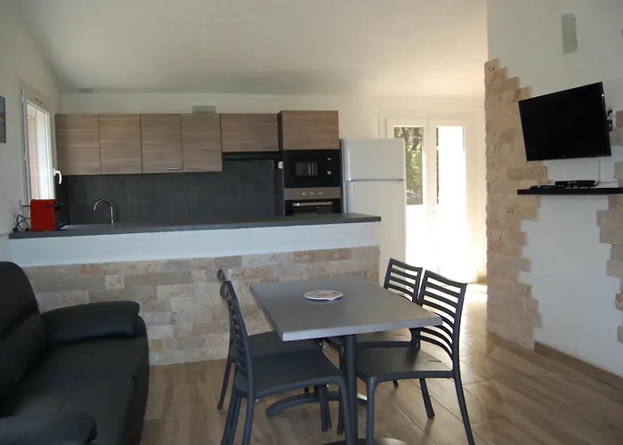 U Latonu Tatil Evi *